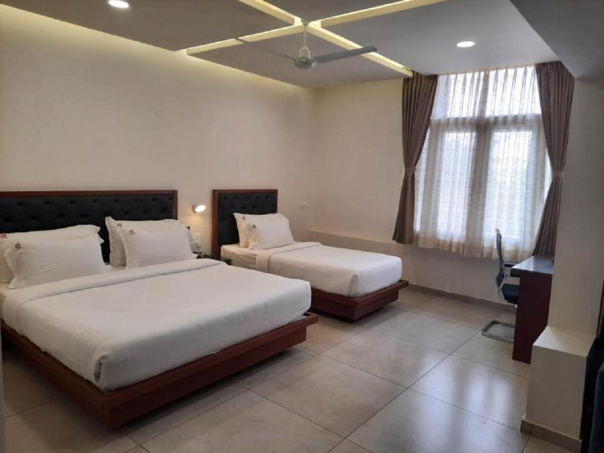 Ashok Inn Davangere Exterior foto