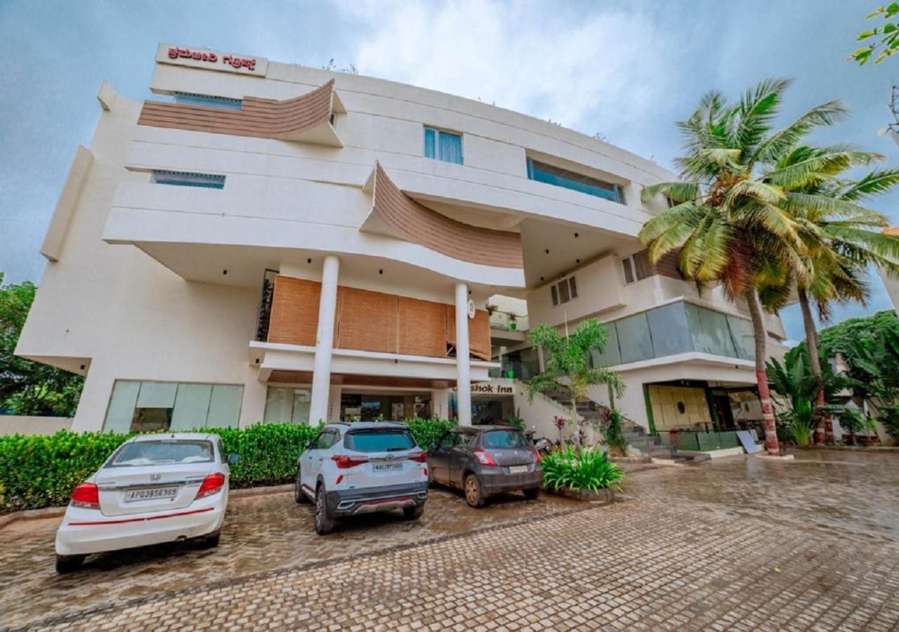 Ashok Inn Davangere Exterior foto